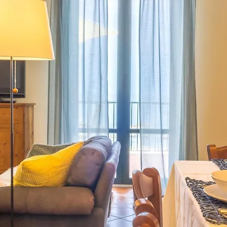 Apartment In Mit Terrasse *